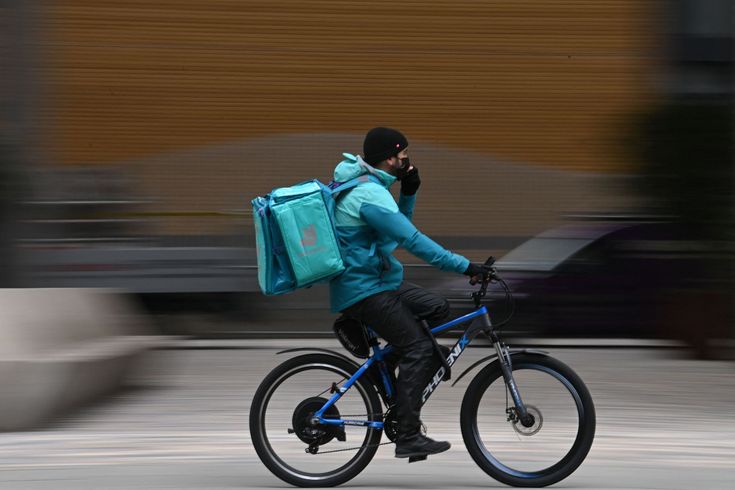deliveroo flops on london stock market after